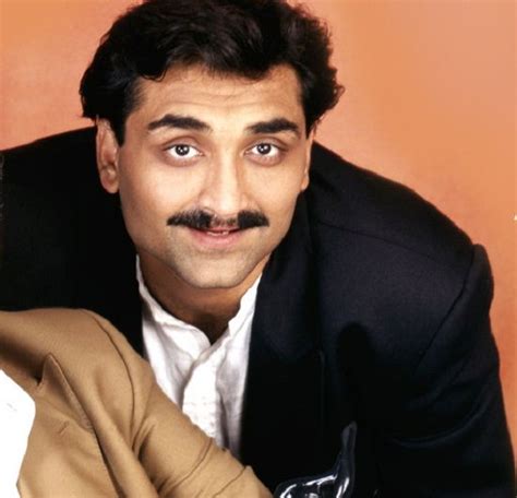  Aditya Chopra's Unique Filmmaking Style and Contributions 