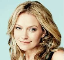  Unlocking the Mystery: Unveiling the Enigma of Becki Newton's Age! 