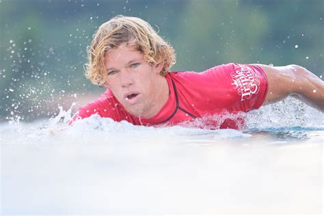 Age: How Old is the Accomplished Surfer?
