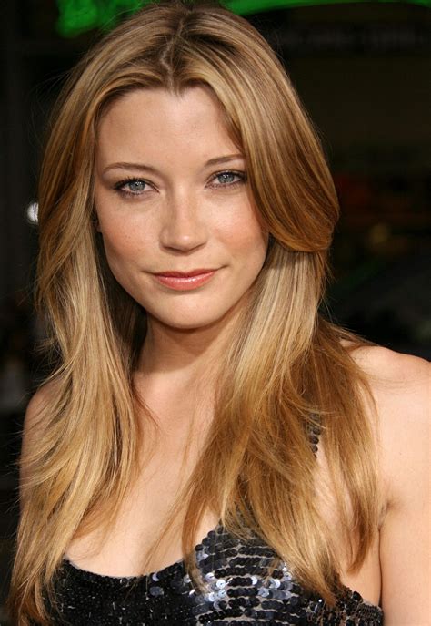 Age and Height of Sarah Roemer