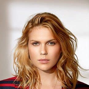 Alexandra Richards' Age: From Childhood to Adulthood