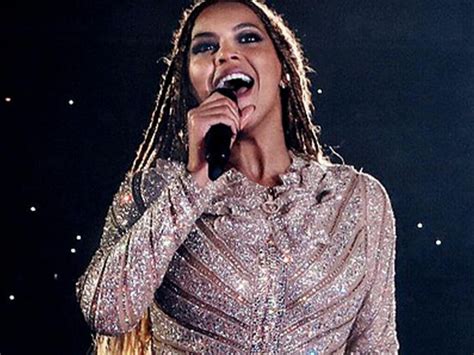 An Icon in the Music Industry: Beyonce Knowles' Influence and Legacy