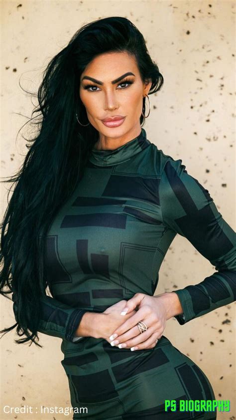 An Influential Presence: Katelyn Runck's Impact in the Dynamic World of Social Media