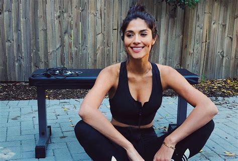 An Insight into Pia Miller's Figure and Fitness