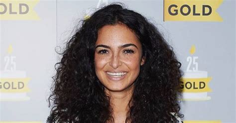 Anna Shaffer's Height: How tall is she?