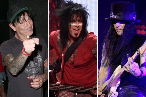Behind the Scenes: Mick Mars' Songwriting Process and Contributions to Motley Crue