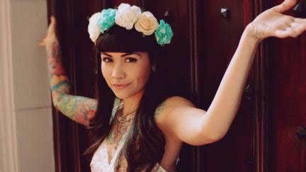 Beyond the Norms: Violetrose Suicide's Trailblazing Career and Artistry