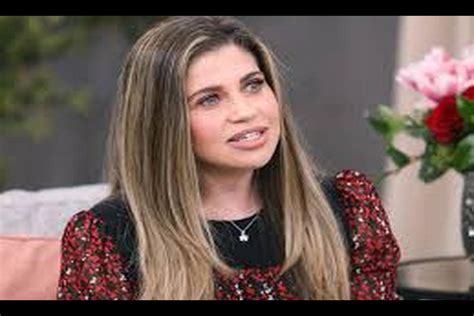 Danielle Fishel: An Insight into Her Life and Background
