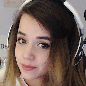 Deernadia: A Rising Star in the Streaming World