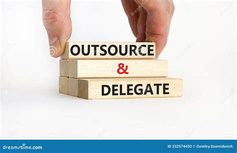Delegate and Outsource for Optimal Efficiency