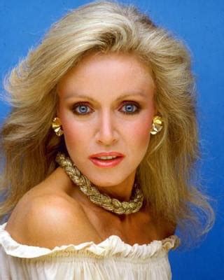 Donna Mills' Height: Standout Measurements in Hollywood