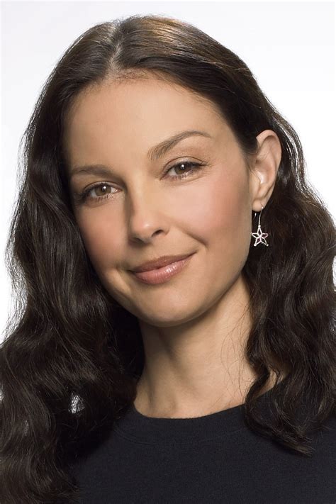 Early Life and Education: Unveiling Ashley Judd's Background