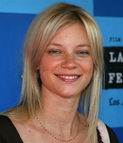 Early Life and Education of Amy Smart