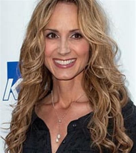 Embracing Authenticity: Discovering Chely Wright's Journey