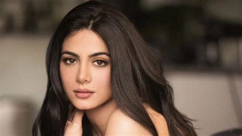 Emeraude Toubia: A Rising Star in Hollywood