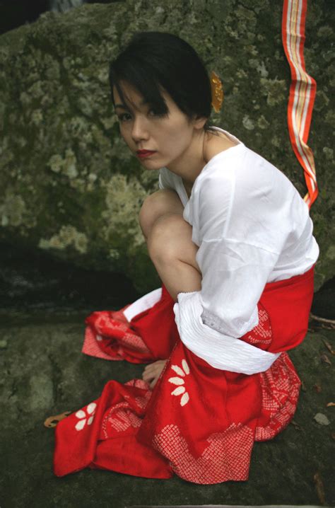 Exploring Kanako Kojima's Remarkable Figure and Fashion Sense