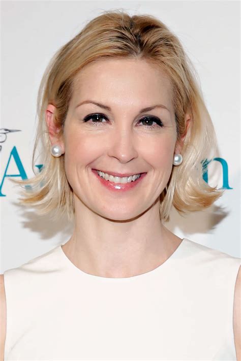 Exploring Kelly Rutherford's Age, Height, and Figure