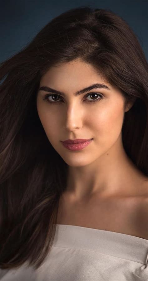 From Modeling to Acting: Elnaaz Norouzi's Journey