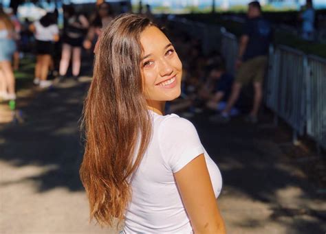 From Novice to Celebrity: The Journey of Sofia Gomez Towards TikTok Stardom