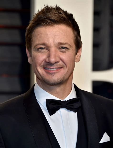 From the Gridiron to Silver Screen: Jeremy Renner's Path to Success