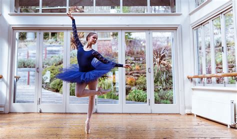 Graceful Moves: Harriet Grace's Success as a Dancer