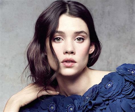 Height: Exploring Astrid Berges Frisbey's Statuesque Presence