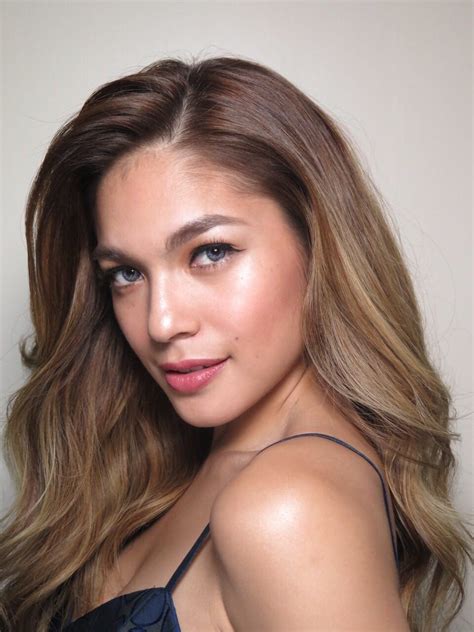 Height and Physical Appearance of Andrea Torres