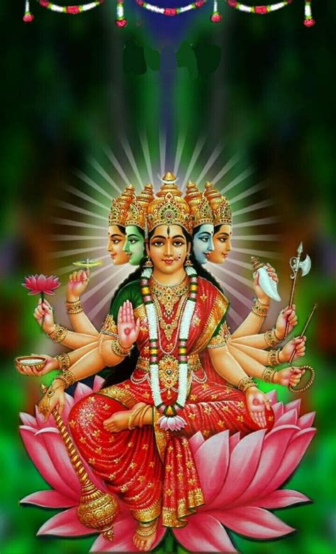 Height and Physical Appearance of Kali Gayatri
