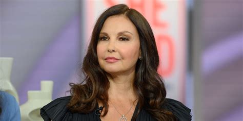 Insight into Ashley Judd's Personal Life and Relationships