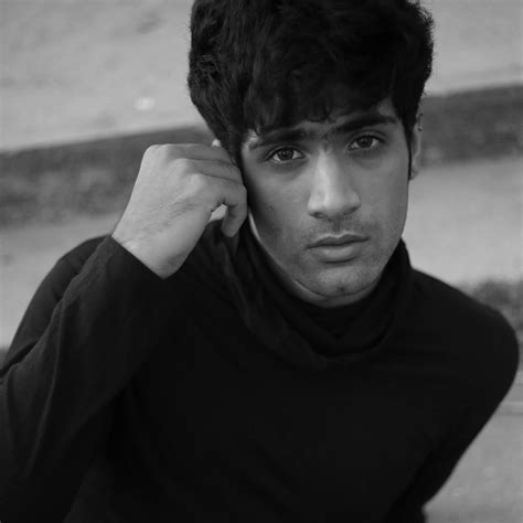 Ish Thakkar - The Promising Talent in the World of Bollywood