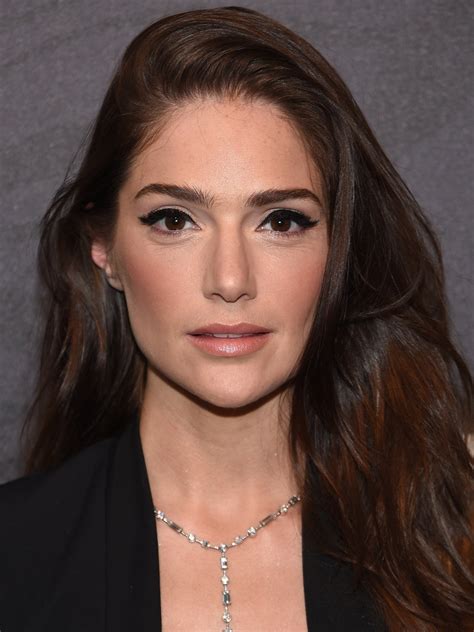 Janet Montgomery's Age and Height