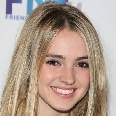 Katelyn Tarver Biography: Early Life and Career