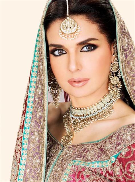 Mahnoor Baloch's Stunning Looks and Contributions to Pakistani Cinema