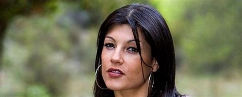 Natalia Zeta: A Brief Biography of the Multi-Talented Performer