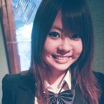 Rising Star: Yukimi Niiyama's Prominence in the Entertainment Industry