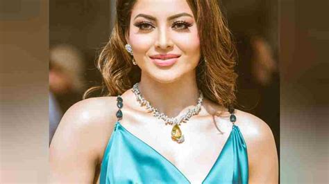 Roshni Rautela: A Rising Star in Bollywood