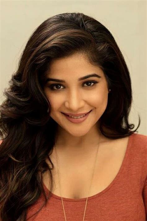 Sakshi Agarwal: A Rising Star in the Entertainment Industry