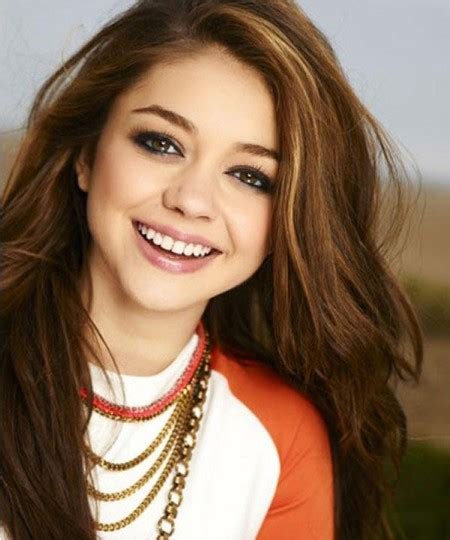 Sarah Hyland: A Skilled Performer with an Impressive Journey