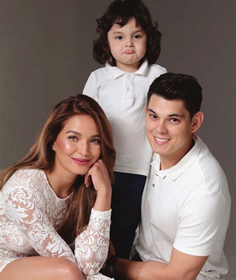 Sarah Lahbati's Family and Heritage