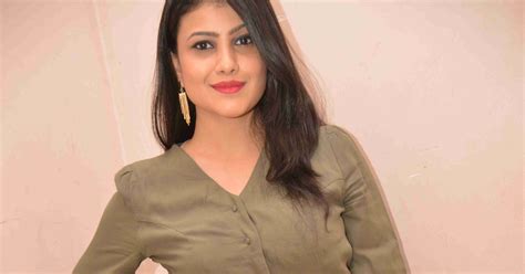 Shruti Goradia's Personal Life: Insights into Her Age, Height, and Physique