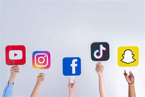 Social Media Presence and Influencer