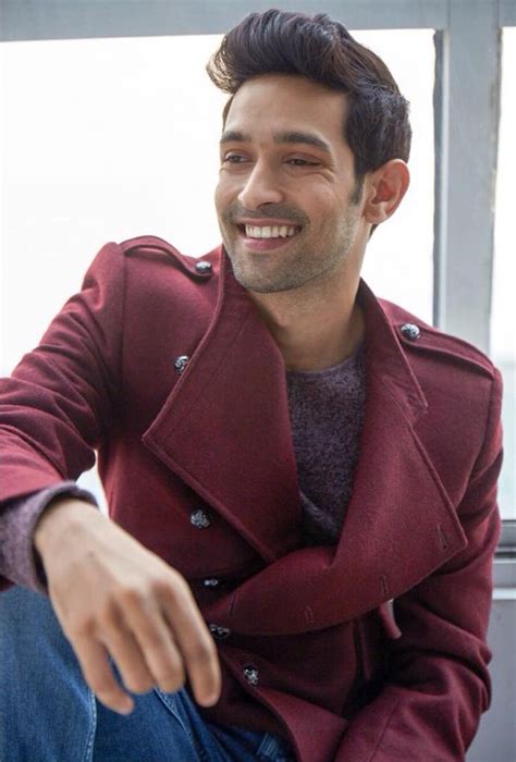 The Charmer: Vikrant Massey's Relationships and Personal Life
