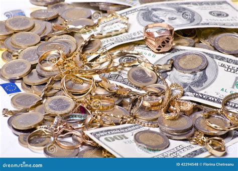 The Financial Side: Revealing Lista Jewels' Wealth