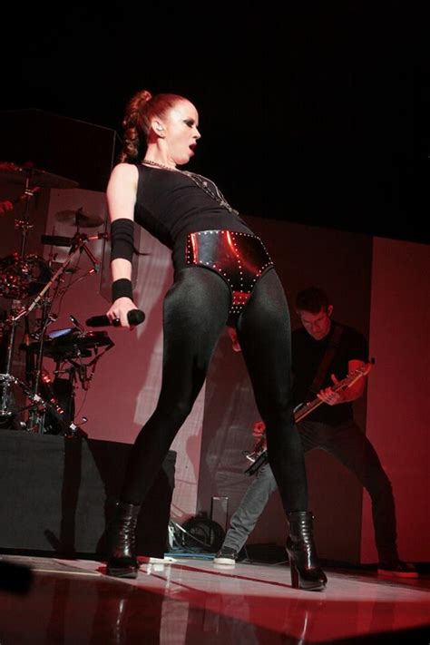 The Impact of Shirley Manson's Physique