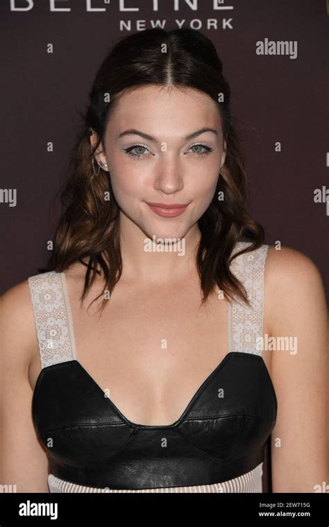 The Journey of Violett Beane: Embracing Theater and Rising to Stardom in Hollywood