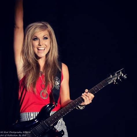 The Rise to Stardom: Lindsay Ell's Breakthrough in the Music Industry