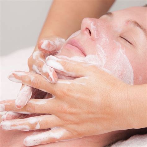 The Significance of Cleansing: Maintaining Skin Clarity and Purity
