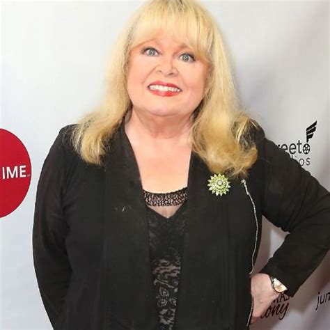 The Wealth of Sally Struthers: A Fruitful Career Recognized