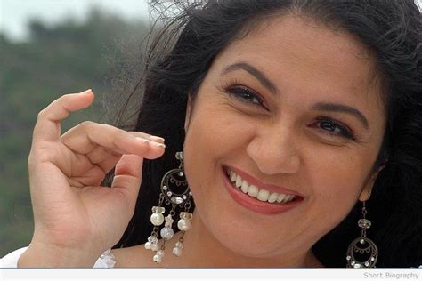 Unveiling Gracy Singh's Personal Life and Relationships