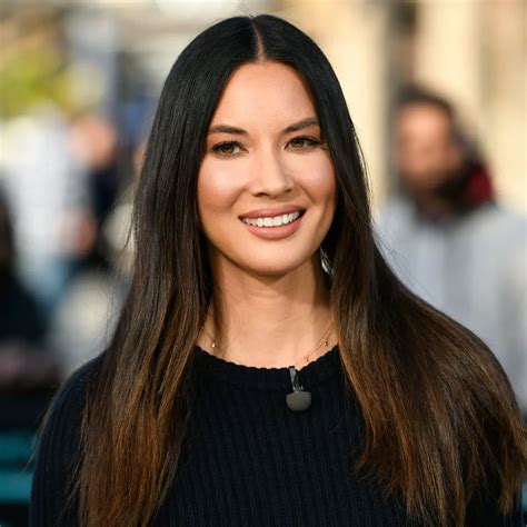 Unveiling the Age and Height of Olivia Munn